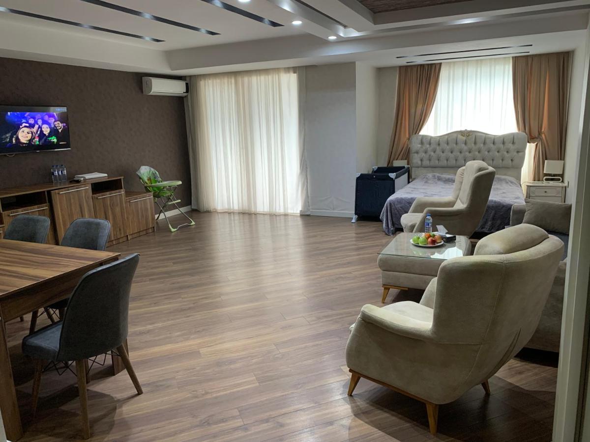 Park Azure Apartment Deluxe 2 Bedroom Баку Экстерьер фото