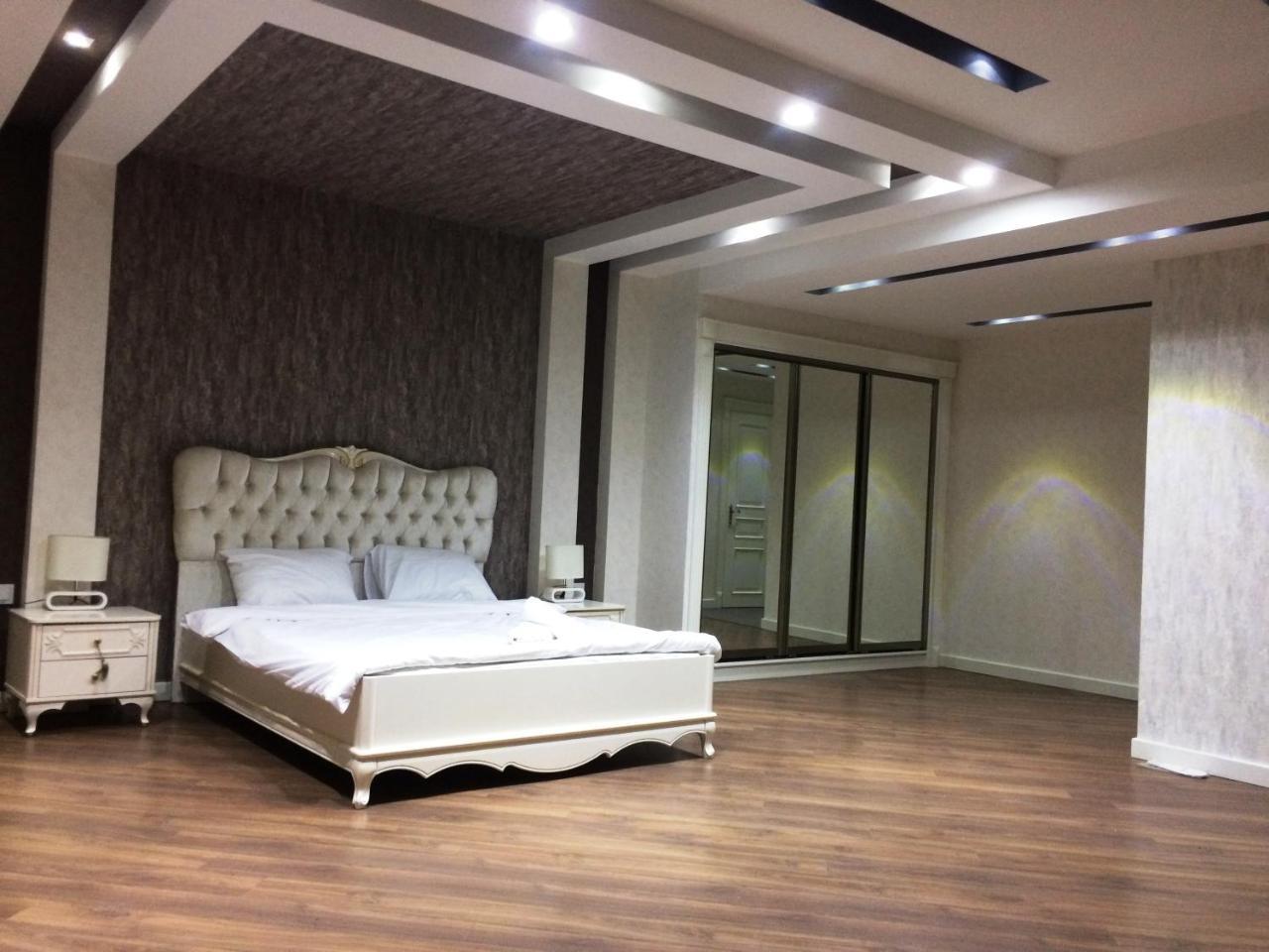Park Azure Apartment Deluxe 2 Bedroom Баку Экстерьер фото